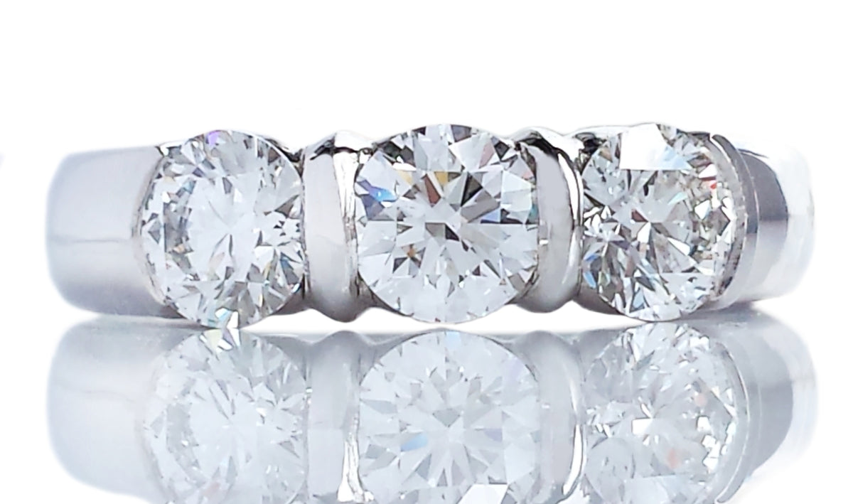 Tiffany & Co 3 Stone 1.58ct E/VS1/VS2 Round Brilliant Diamond Engagement Ring