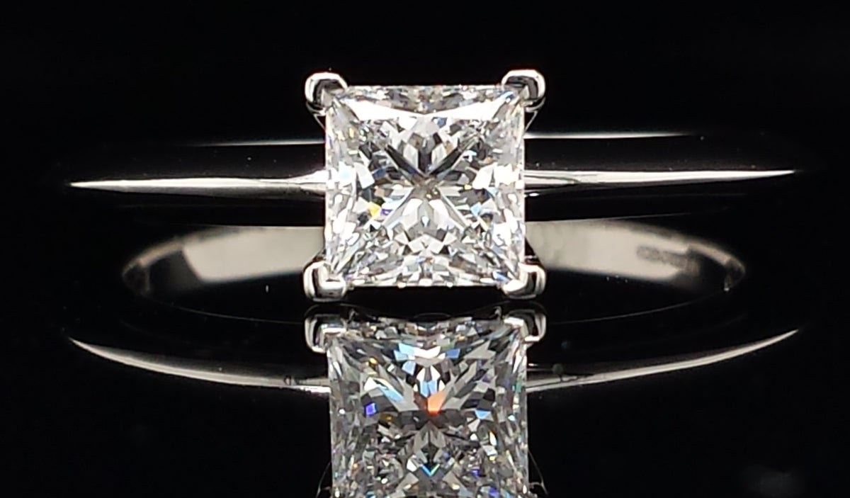Tiffany & Co 0.59ct D/VS1 Princess Cut Diamond Engagement Ring