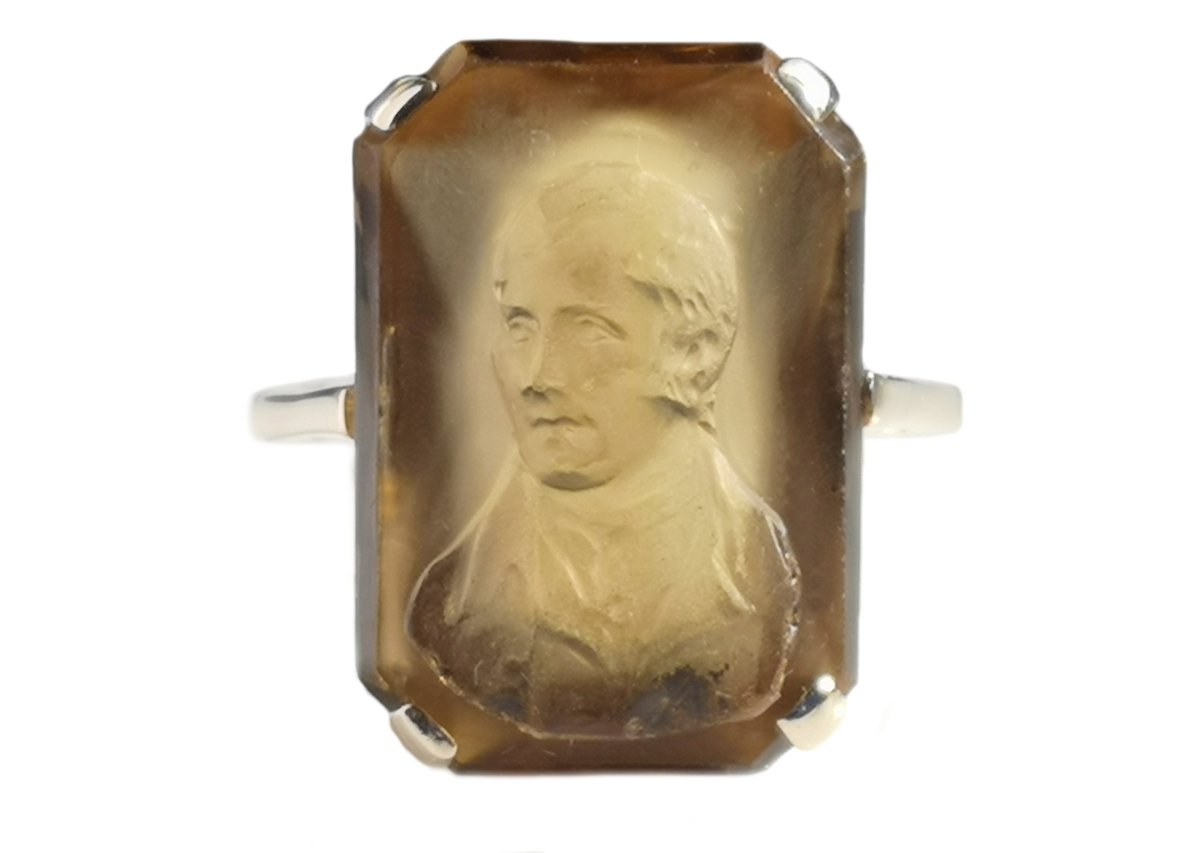 Antique Early Victorian 13.60ct Carved Citrine Cameo Ring in 18k Gold - Bloomsbury Manor Ltd