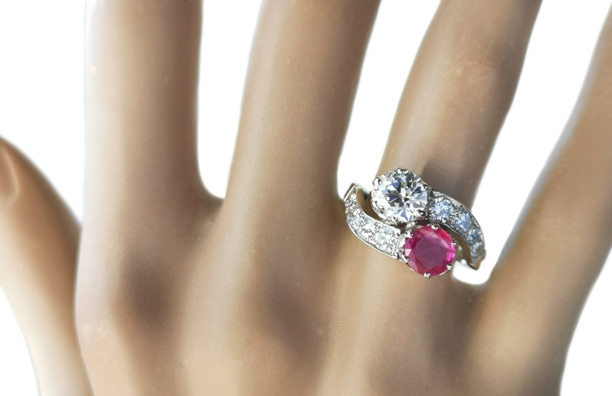 Antique Edwardian 2.10tcw Old European Cut Diamond & Ruby Toi et Moi Ring - Bloomsbury Manor Ltd