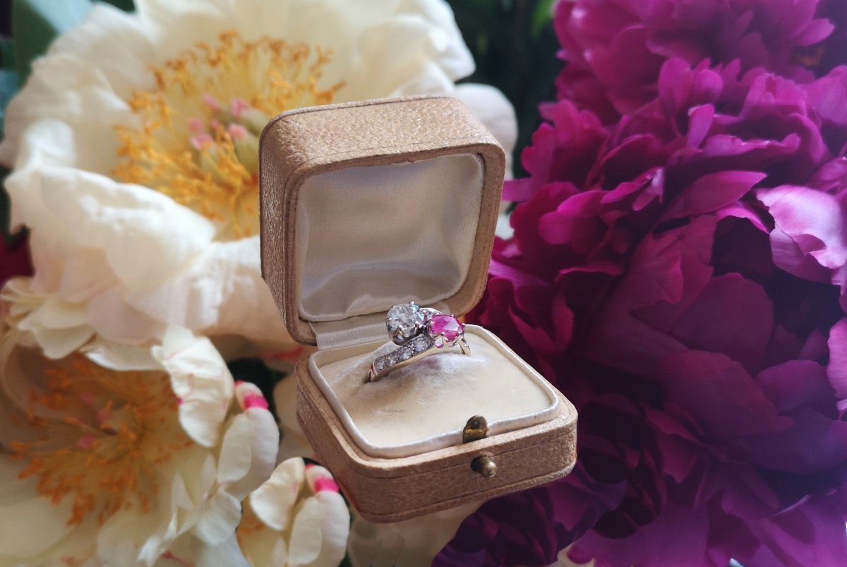 Antique Edwardian 2.10tcw Old European Cut Diamond & Ruby Toi et Moi Ring - Bloomsbury Manor Ltd