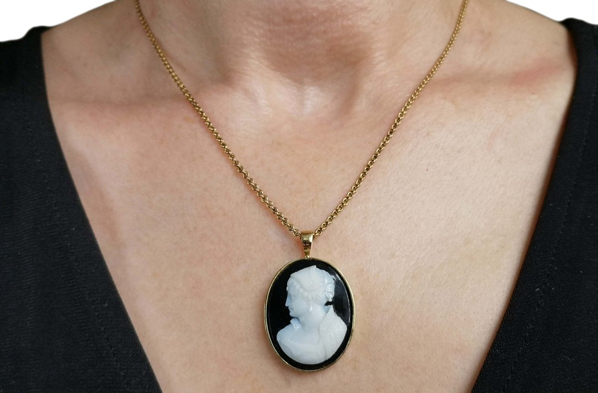 Antique Victorian Reimagined Sardonyx Cameo Pendant 18k Gold - Bloomsbury Manor Ltd