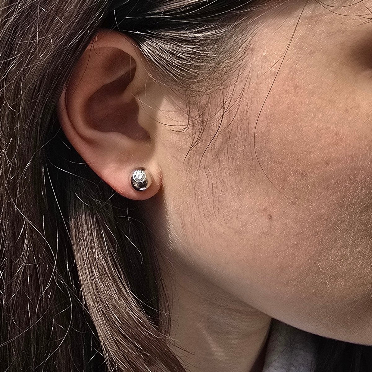 Cartier Perles de Diamants 18k Gold Earrings - Bloomsbury Manor Ltd