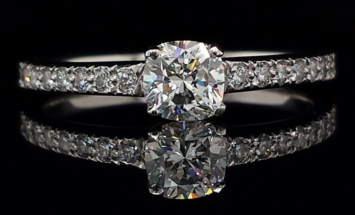 Tiffany & Co. 0.56tcw I/VVS2 Novo Diamond Engagement Ring - Bloomsbury Manor Ltd