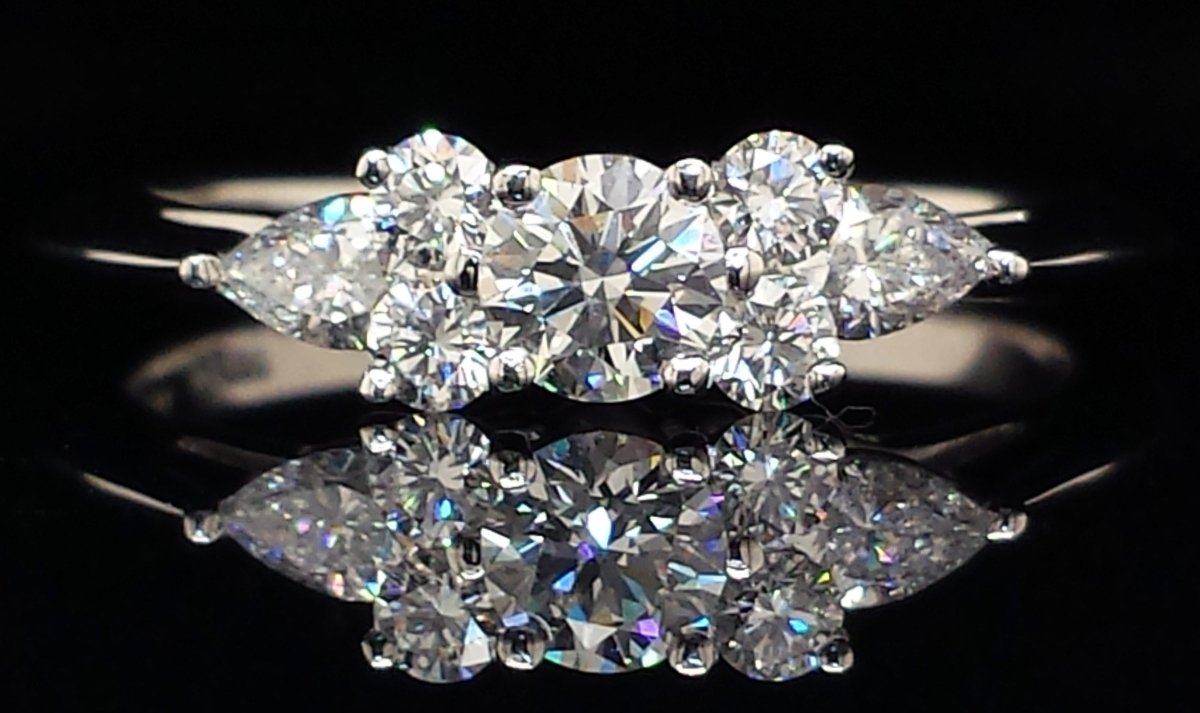 Tiffany & Co 0.63ct 7 Stone Round Brilliant and Pear Diamond Engagement Ring - Bloomsbury Manor Ltd