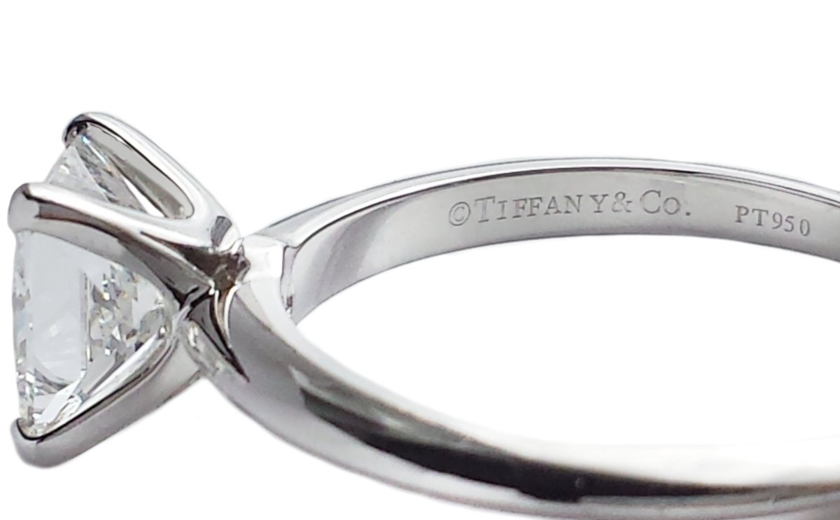 Tiffany & Co. 1.39ct E/VVS2 Princess Cut Diamond Engagement Ring maker's Mark - Bloomsbury Manor Ltd