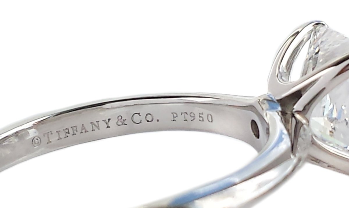 Tiffany & Co. 1.54ct F/VVS2 Princess Cut Diamond Engagement Ring - Bloomsbury Manor Ltd