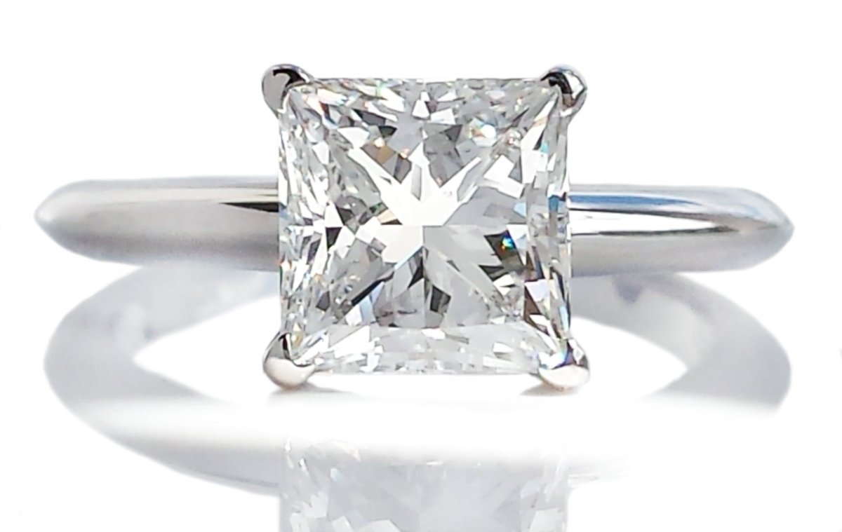 Tiffany & Co. 1.54ct F/VVS2 Princess Cut Diamond Engagement Ring - Bloomsbury Manor Ltd