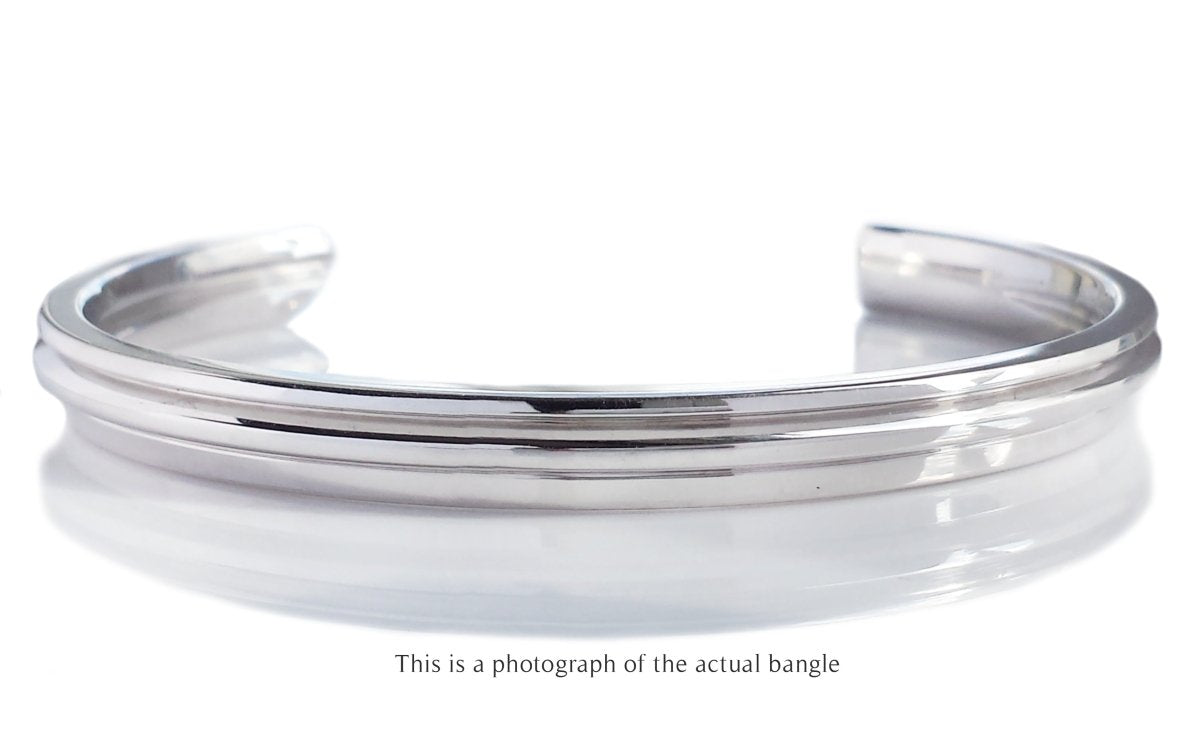 Tiffany & Co 18k White Gold Diamond Detail Cuff Bracelet - Bloomsbury Manor Ltd