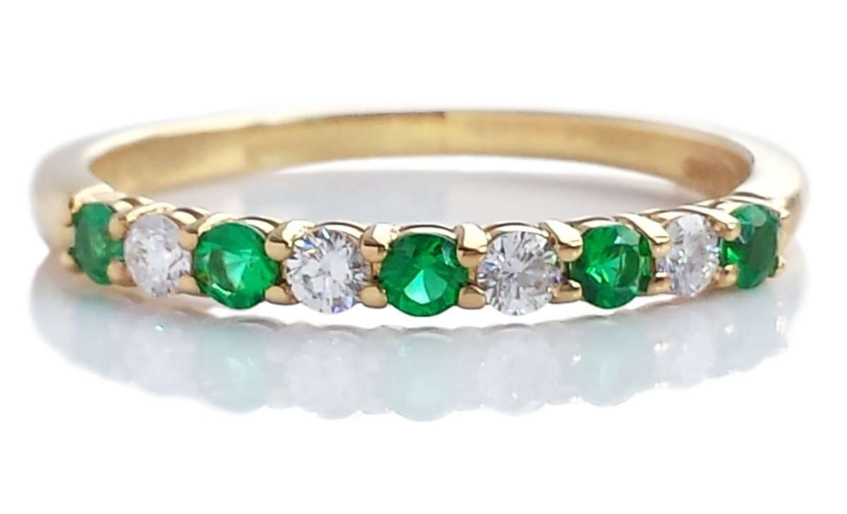 Tiffany & Co. Diamond & Emerald Forever Wedding Band Ring in 18k Gold - Bloomsbury Manor Ltd