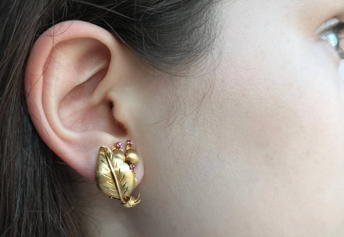 Tiffany & Co. Vintage 1960s Ruby Leaf Flower Bud Earrings - Bloomsbury Manor Ltd