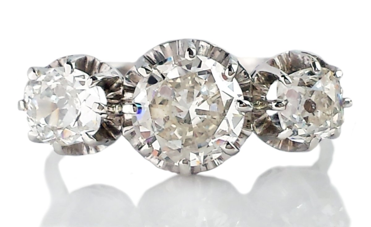 Vintage 1.78ct 3 Stone Old Mine Cut & Brilliant Cut Engagement Ring - Bloomsbury Manor Ltd