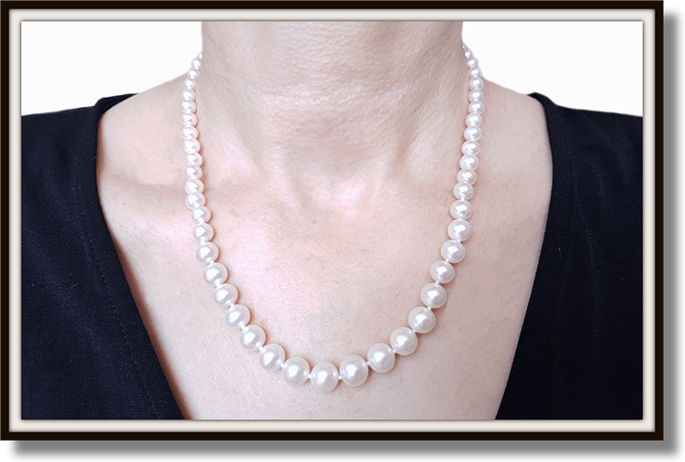 Vintage 18 inch Graduated Akoya Pearl Necklace - Bloomsbury Manor Ltd