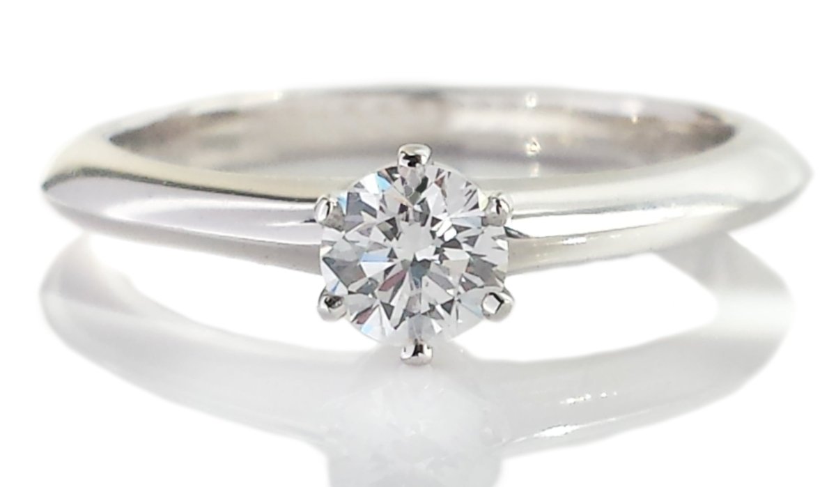 Tiffany & Co. 0.26ct E/VVS1 Round Brilliant Cut Diamond Engagement Ring - Bloomsbury Manor Ltd