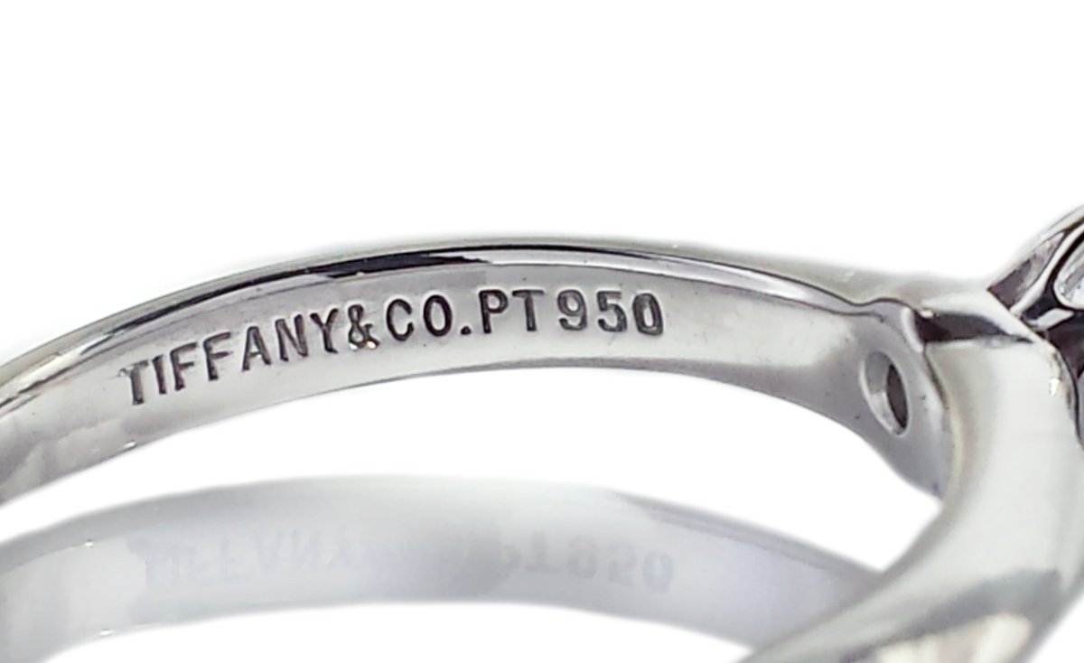 Tiffany & Co. 0.26ct E/VVS1 Round Brilliant Cut Diamond Engagement Ring - Bloomsbury Manor Ltd