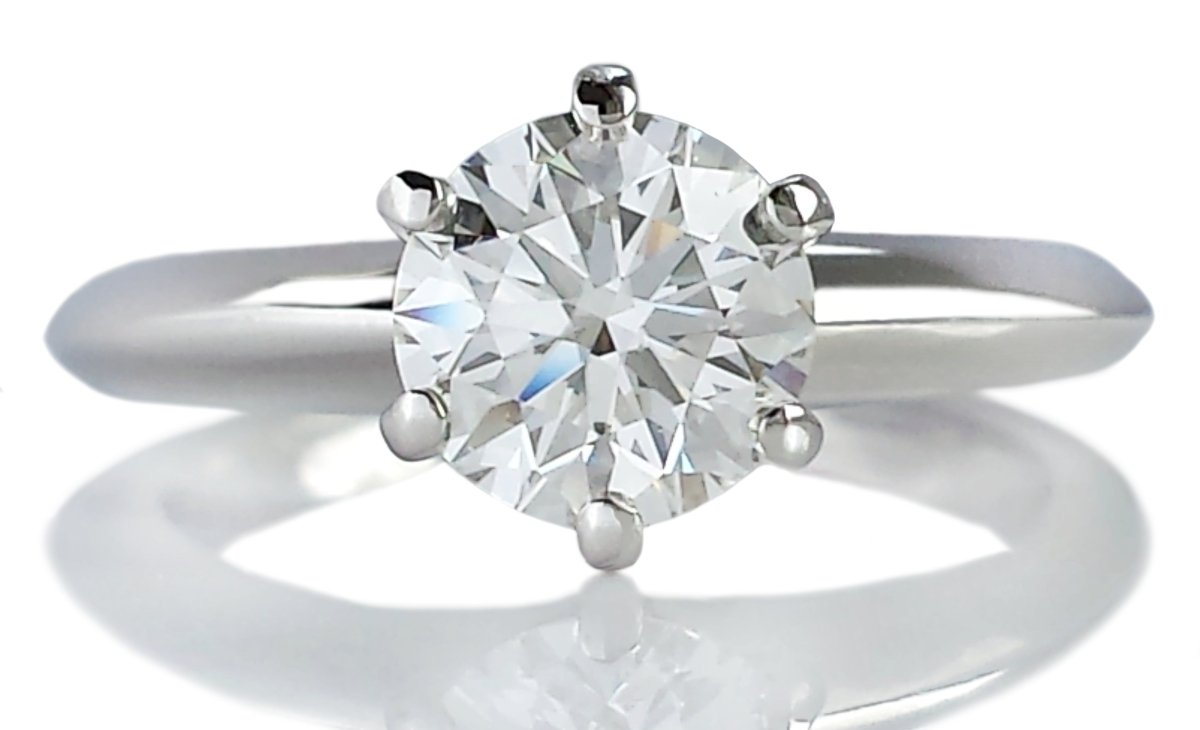Tiffany & Co. 1.04ct H/VVS1 Triple XXX Round Brilliant Diamond Engagement Ring - Bloomsbury Manor Ltd