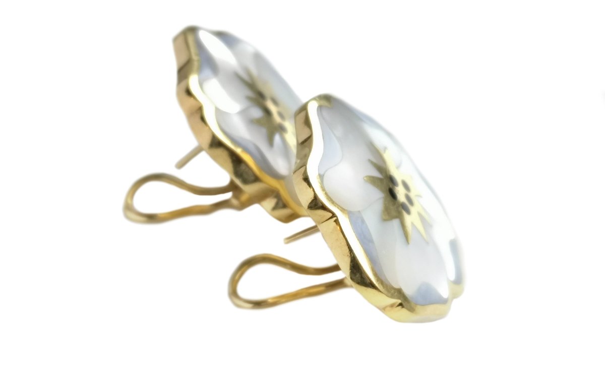Tiffany & Co. 1970s Angela Cummings Pansy Earrings in Mother of Pearl & Onyx - Bloomsbury Manor Ltd