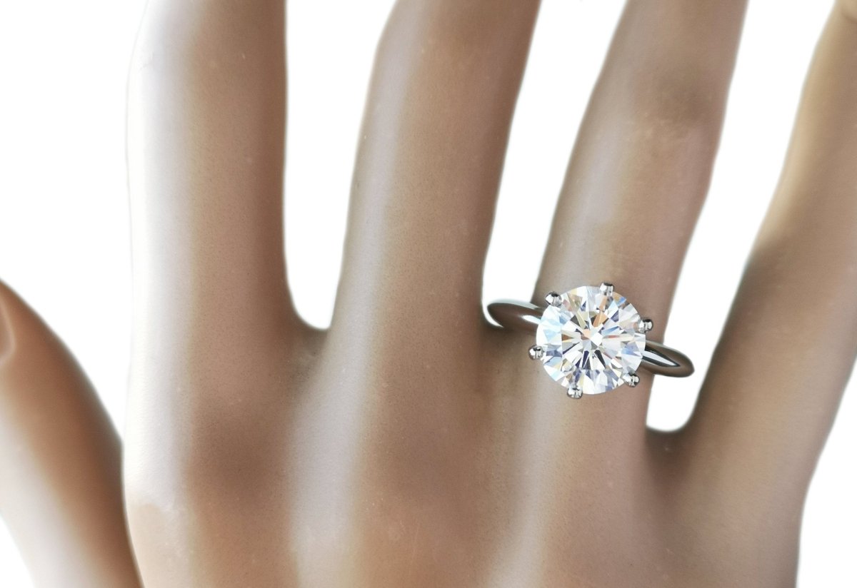 Tiffany & Co. 2.56ct E/VS1 Triple XXX Round Brilliant Cut Diamond Engagement Ring - Bloomsbury Manor Ltd