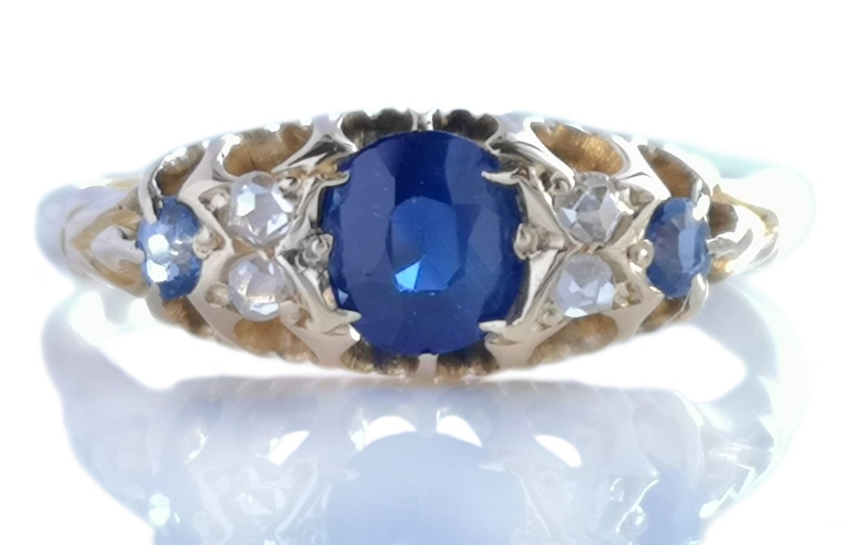 Victorian 18k Gold Oval 0.5ct Sapphire & Diamond Ring - Bloomsbury Manor Ltd