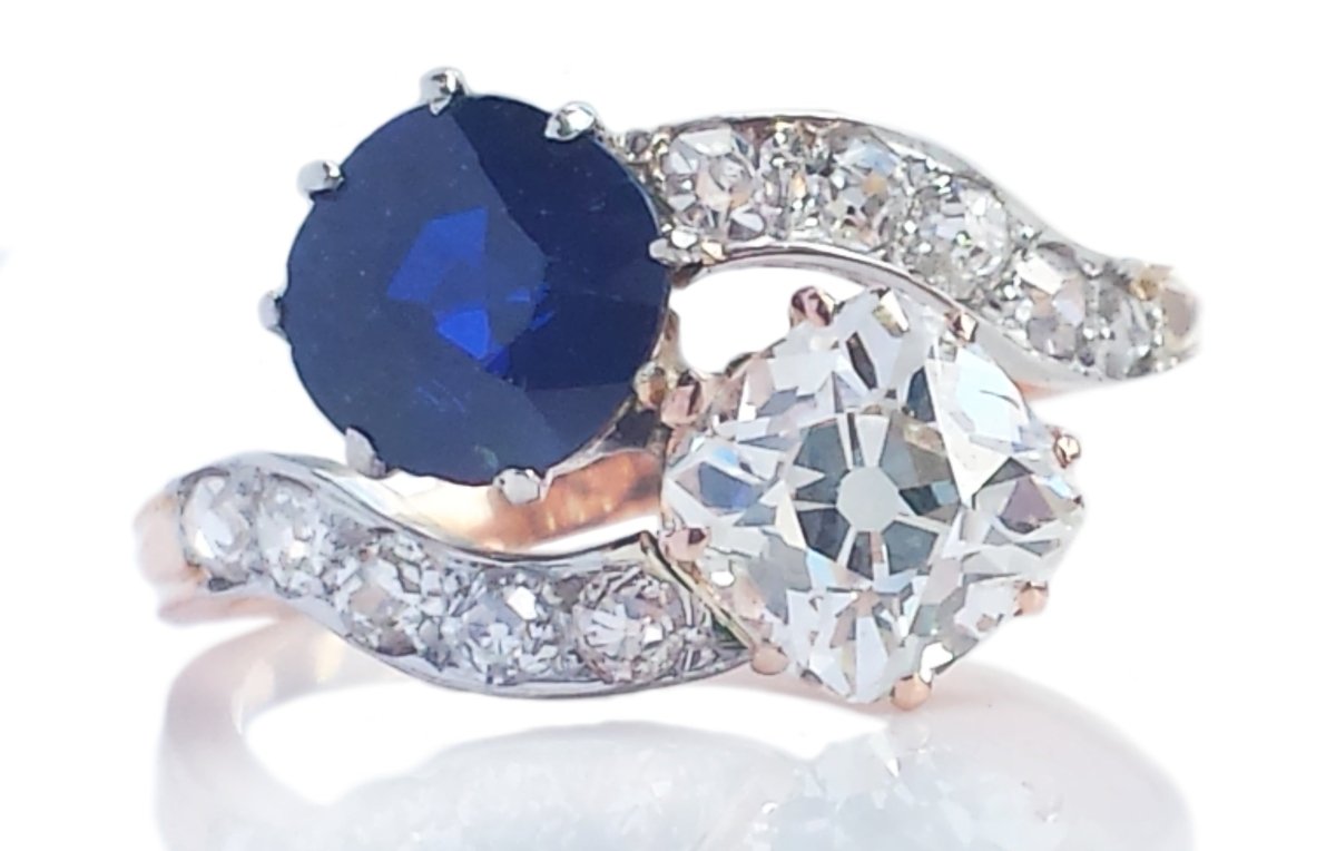 Victorian / Edwardian 2.49tcw Toi et Moi Crossover Old Cushion Cut Diamond & Sapphire 18k Ring - Bloomsbury Manor Ltd