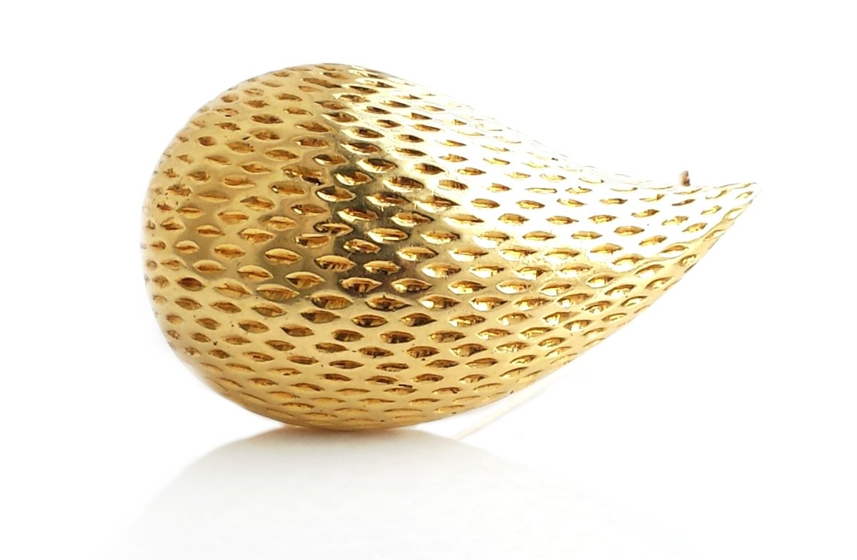 Vintage 1960s Tiffany & Co. 18k Yellow Gold Teardrop Brooch - Bloomsbury Manor Ltd