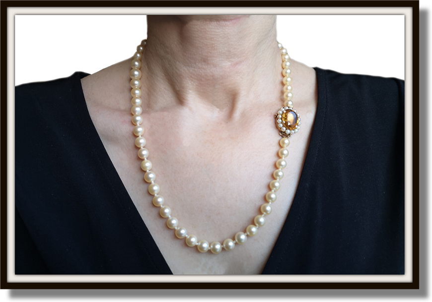 Vintage 1940s Cultured Pearl Necklace with 7.30ct Citrine Clasp