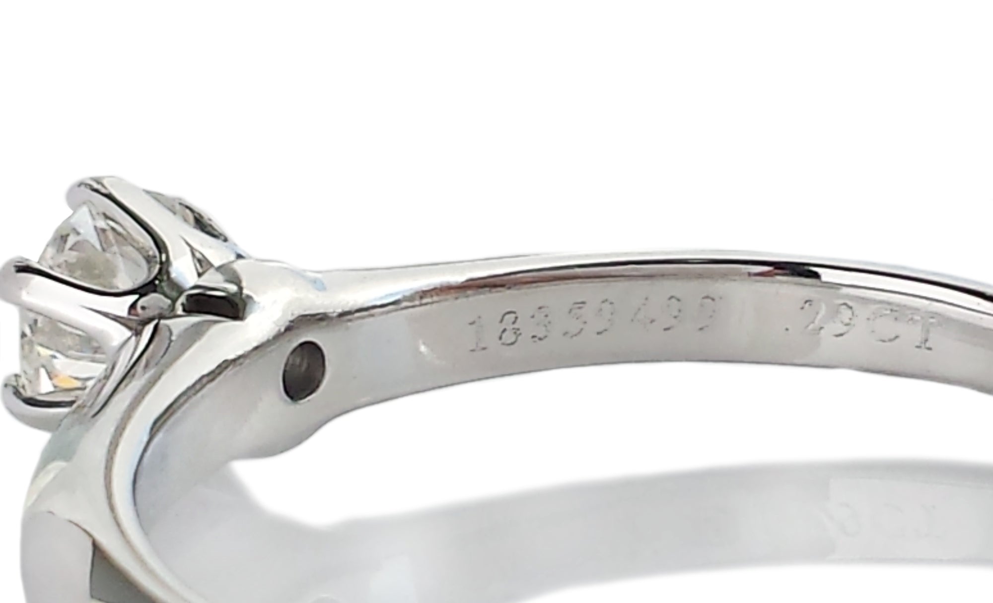 Tiffany & Co 0.29ct I/VVS1 Round Brilliant Cut Engagement Ring