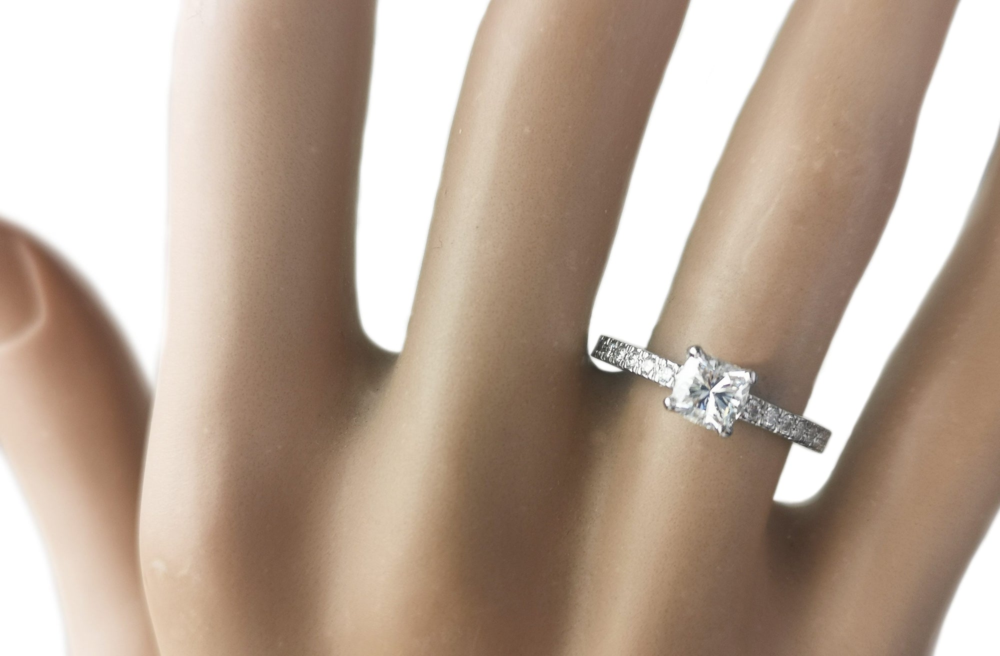 Tiffany & Co. 0.69tcw I/VVS2 Novo Diamond Engagement Ring