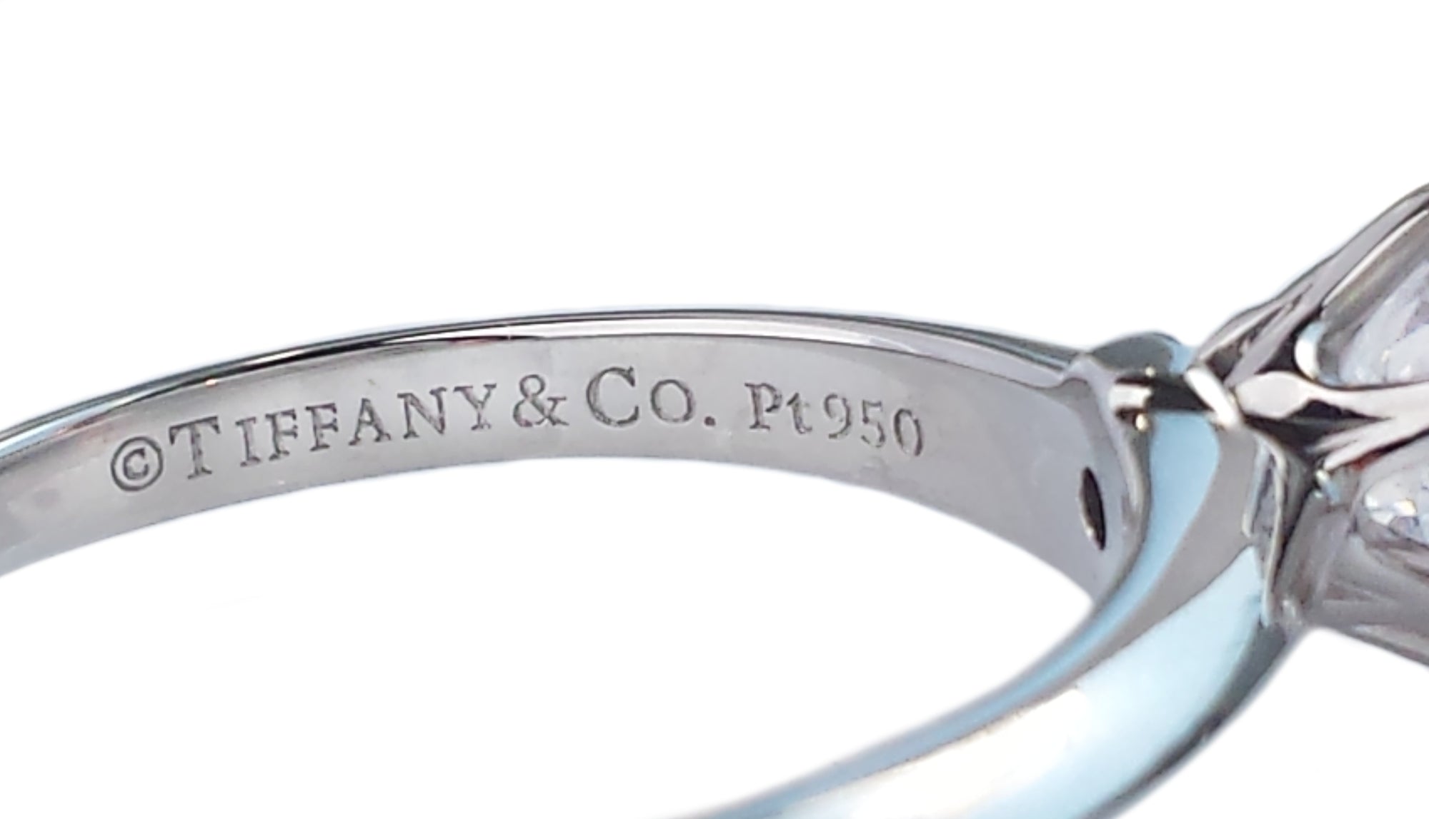 Tiffany & Co. 0.72ct D/VS1 Triple XXX Round Brilliant Diamond Engagement Ring