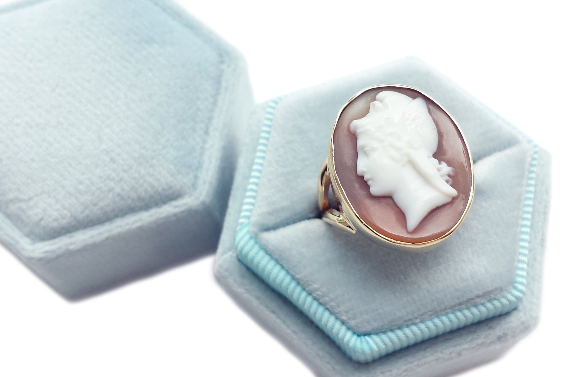 Antique 19th Century Ganymede Cameo Ring in Gold