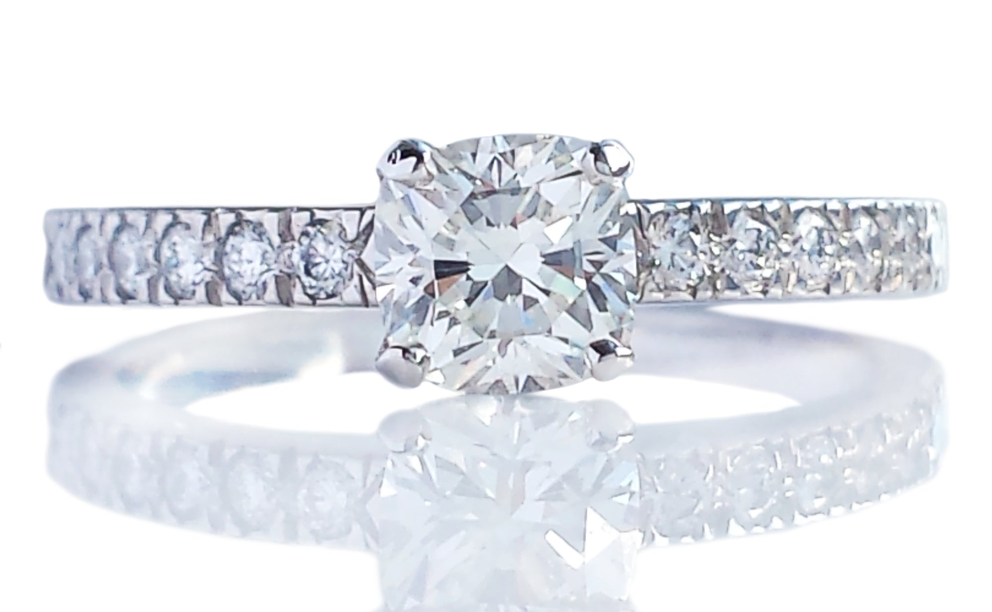 Tiffany & 0.60tcw G/VS2 Novo Engagement Ring