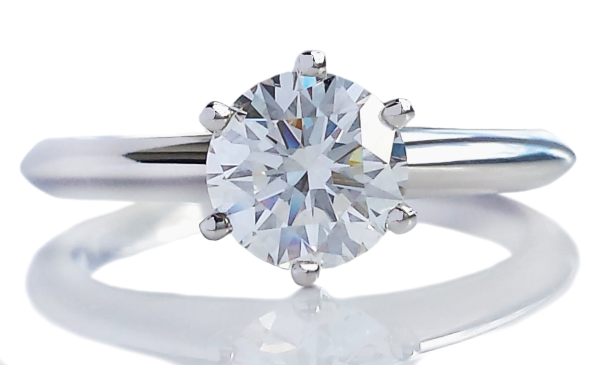 Tiffany & Co. 0.80ct G/VS1 Triple-XXX Round Brilliant Cut Diamond Engagement Ring