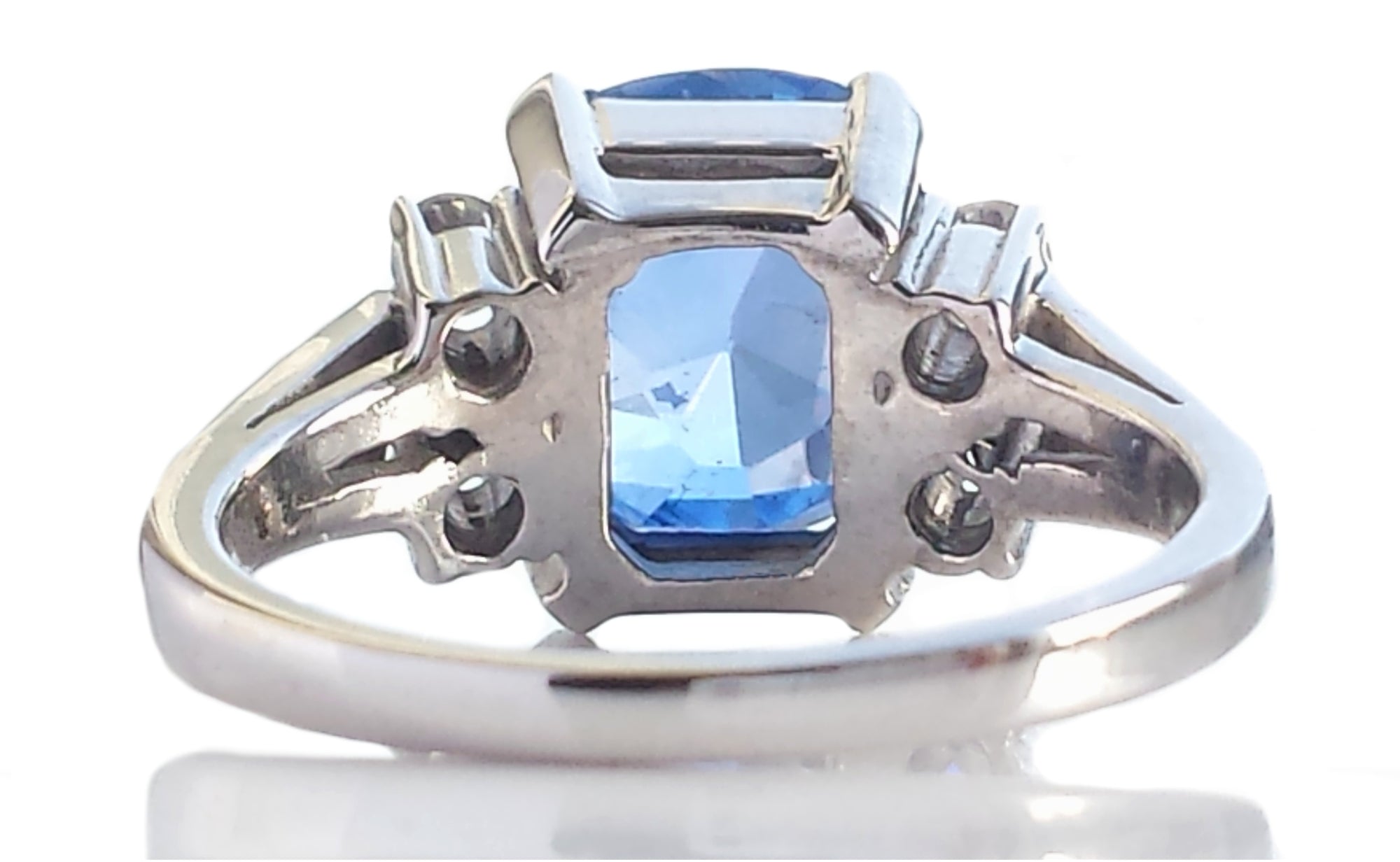 Mid Century 3.06ct Unheated Ceylon Sapphire Ring with Diamonds