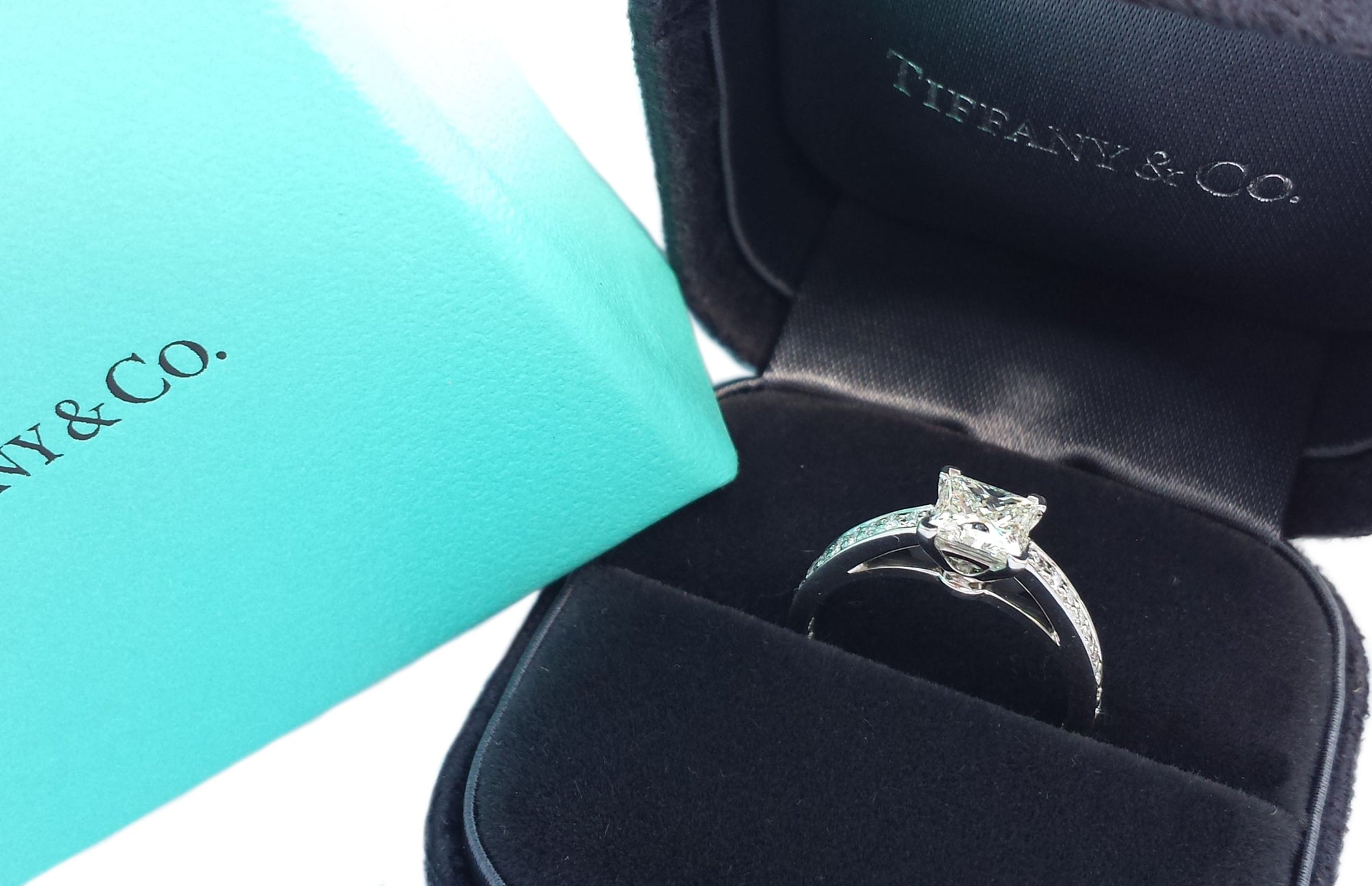 Tiffany & Co. 0.73ct I/VS1 Grace Diamond Engagement Ring