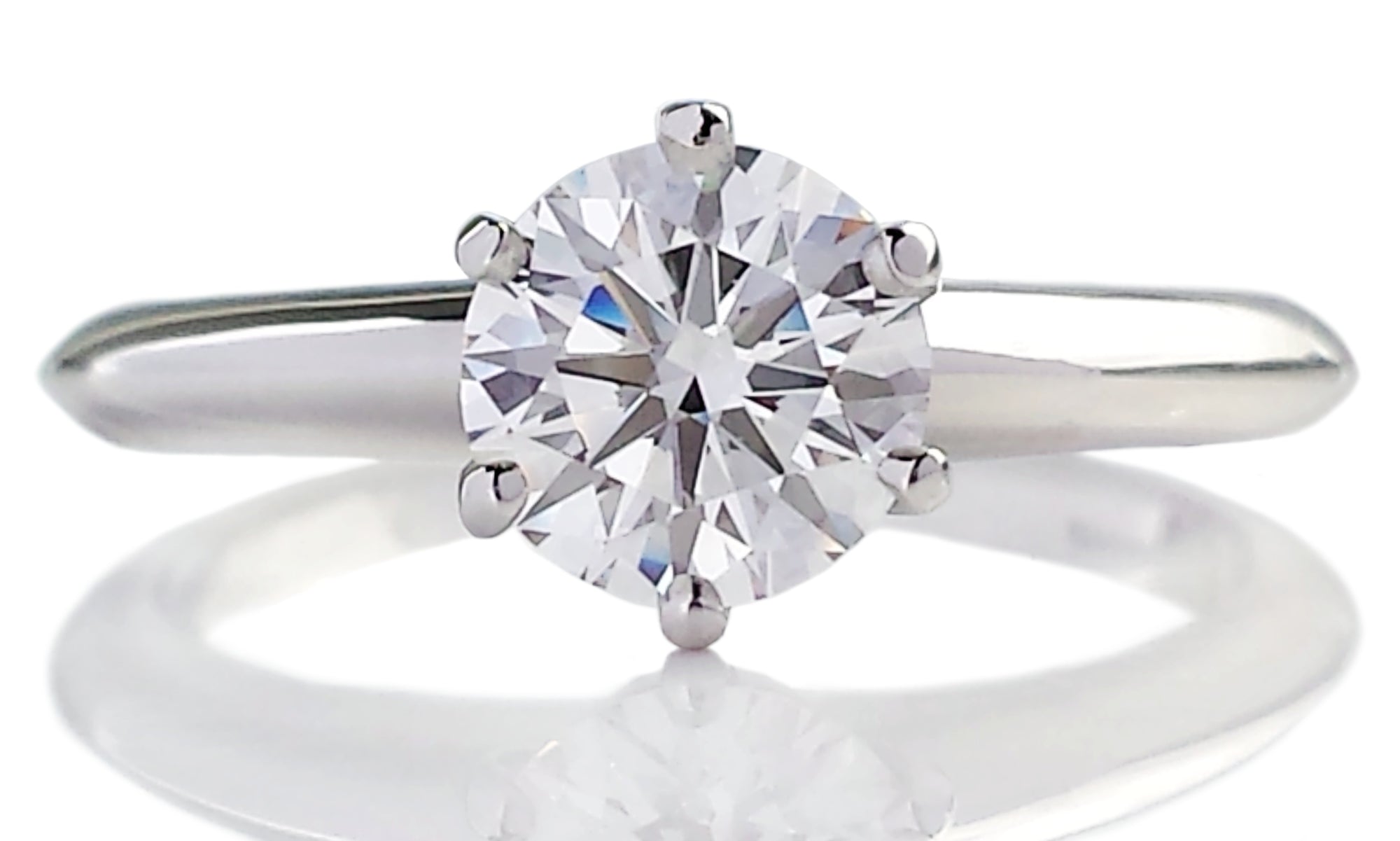 Tiffany & Co. 0.90ct F/VS2 Round Brilliant Diamond Engagement Ring