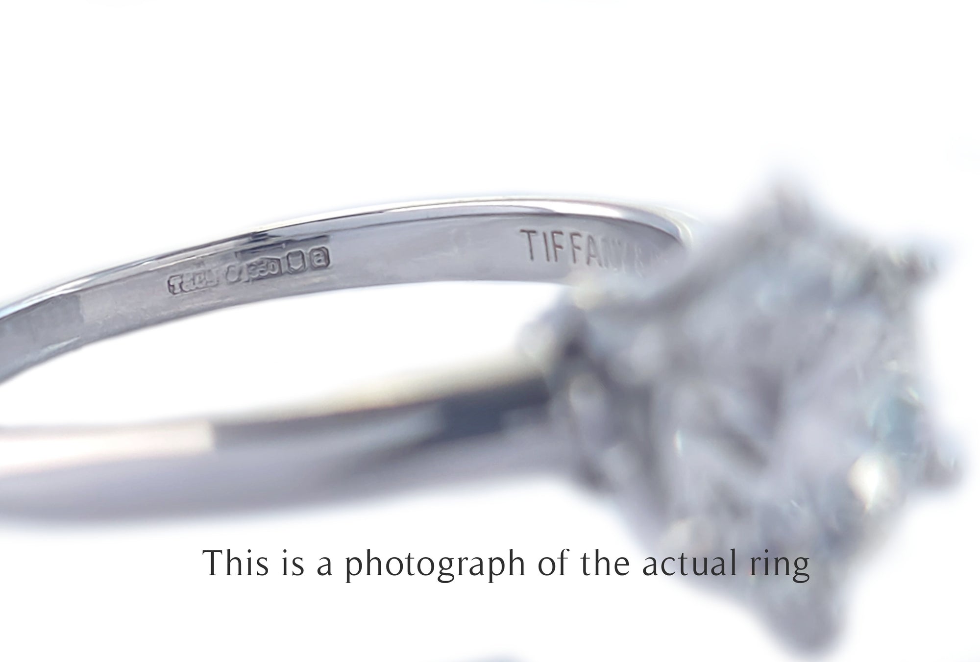 Tiffany & Co 1.22ct I/VS1 Round Brilliant Diamond Engagement Ring