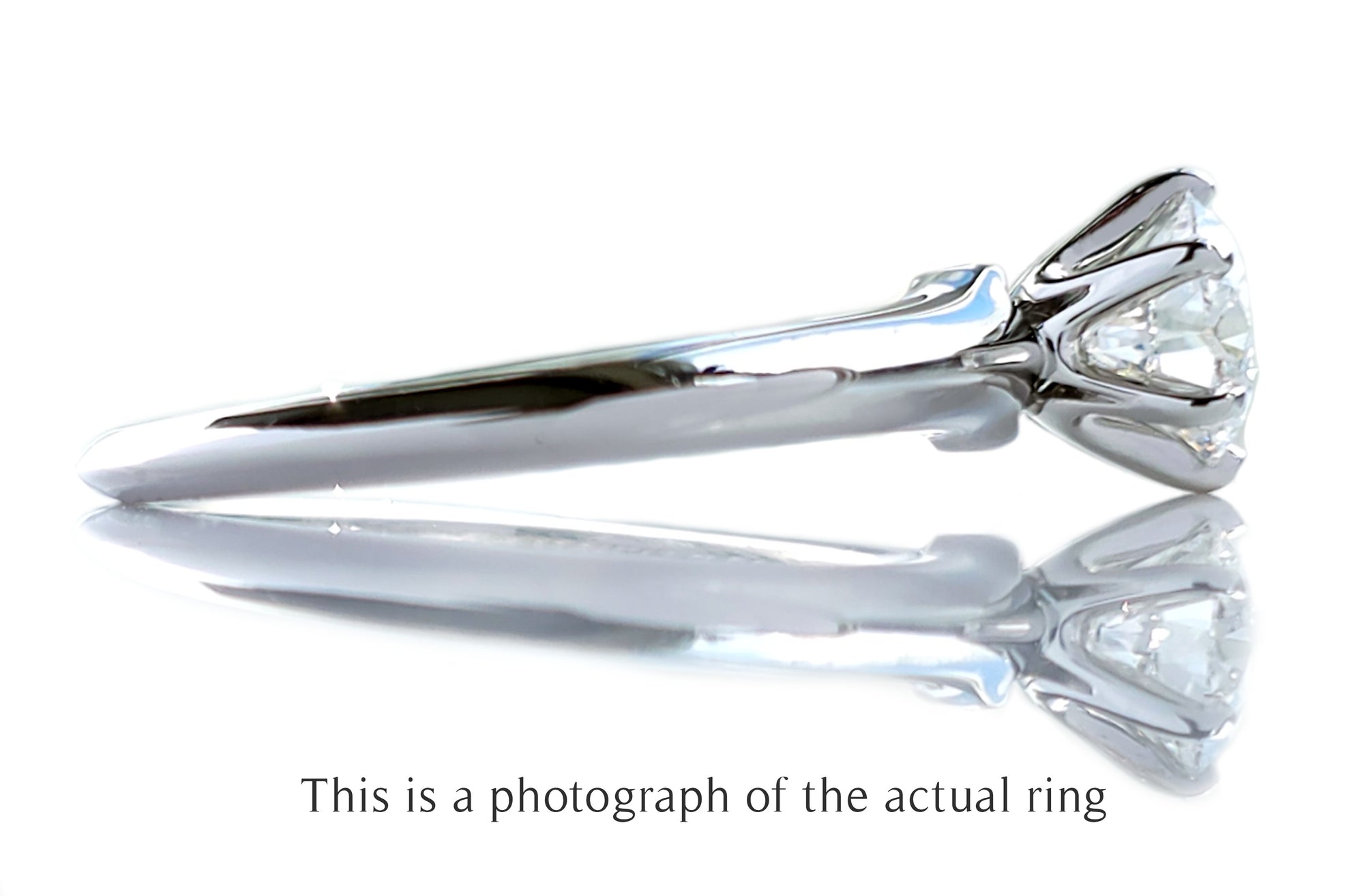 Tiffany & Co 0.93ct F/VS1 Round Brilliant Cut Diamond Engagement Ring
