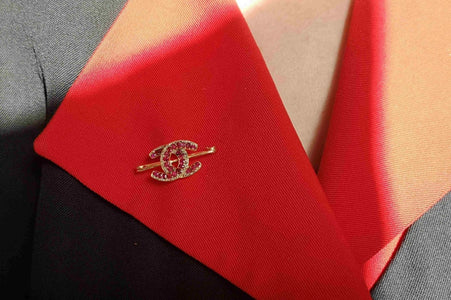 Antique 1.50ct Oval Burmese Ruby & Rose Cut Diamond Double C Brooch - Bloomsbury Manor Ltd