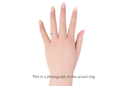 Cartier 0.35ct G/VVS1 Round Brilliant Diamond Engagement Ring - Bloomsbury Manor Ltd