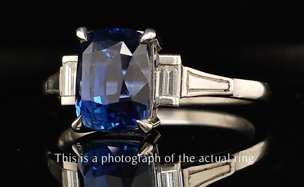 Mid - Century 3.11ct Unheated Ceylon Sapphire & Diamond Engagement Ring - Bloomsbury Manor Ltd