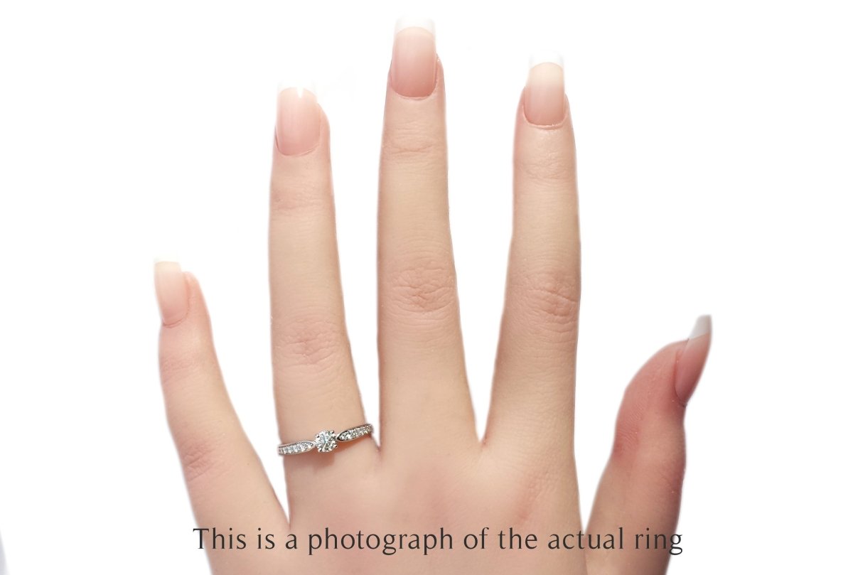 Tiffany & Co 0.24ct I/VS1 Round Brilliant Diamond Harmony Engagement Ring - Bloomsbury Manor Ltd