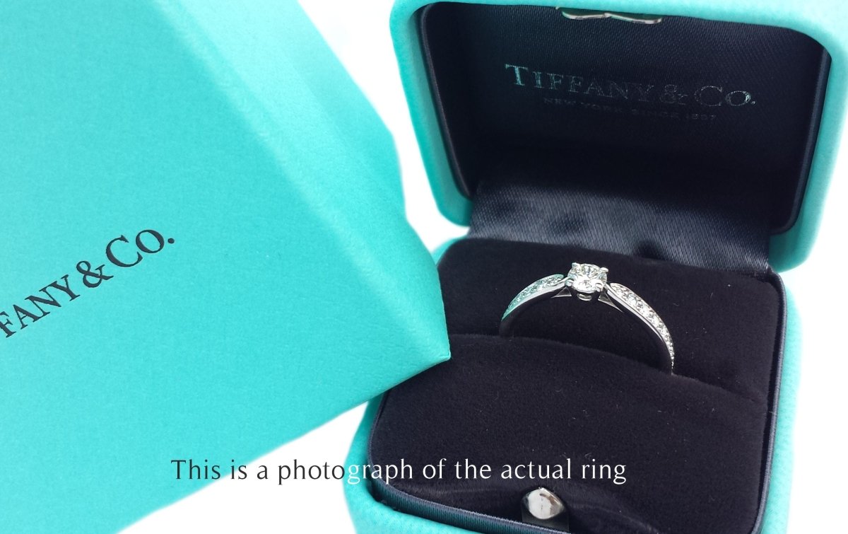 Tiffany & Co 0.24ct I/VS1 Round Brilliant Diamond Harmony Engagement Ring - Bloomsbury Manor Ltd