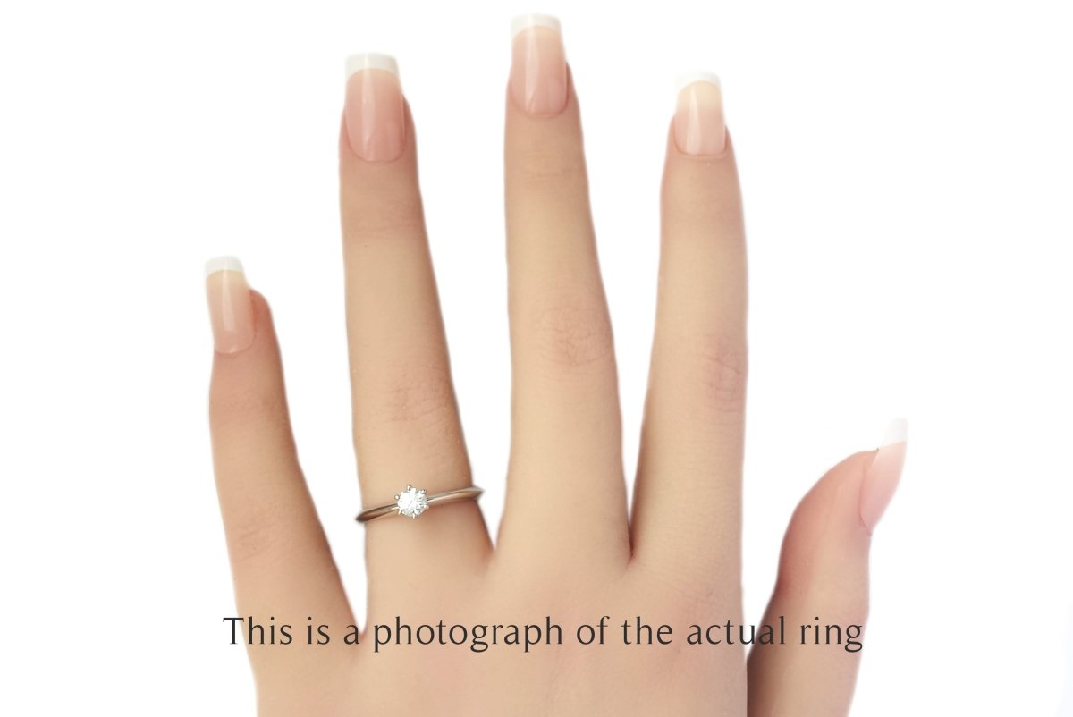 Tiffany & Co 0.25ct G/VVS1 Round Brilliant Diamond Engagement Ring - Bloomsbury Manor Ltd