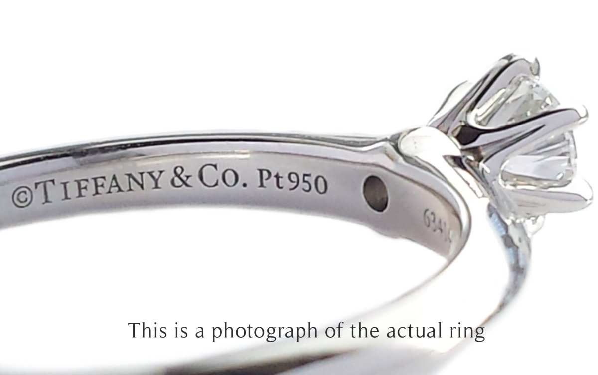Tiffany & Co 0.25ct G/VVS1 Round Brilliant Diamond Engagement Ring - Bloomsbury Manor Ltd