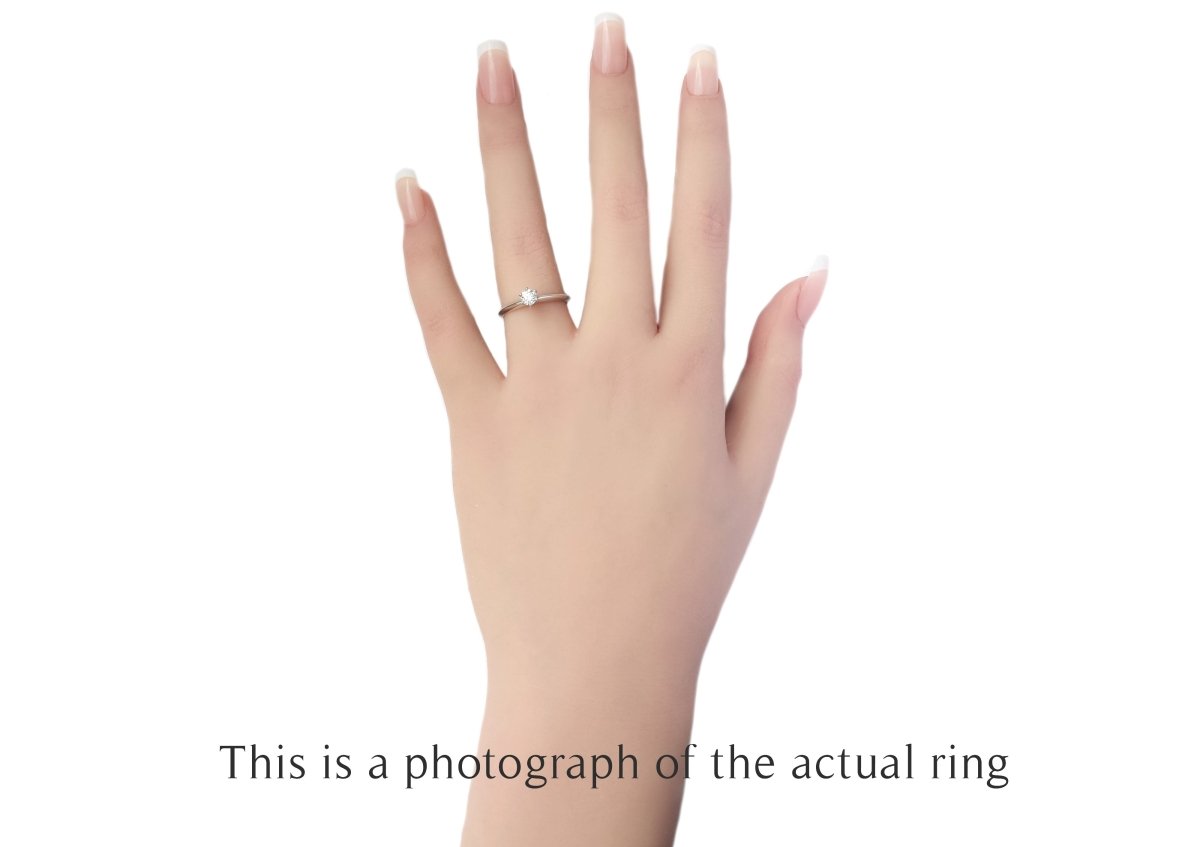 Tiffany & Co 0.25ct G/VVS1 Round Brilliant Diamond Engagement Ring - Bloomsbury Manor Ltd