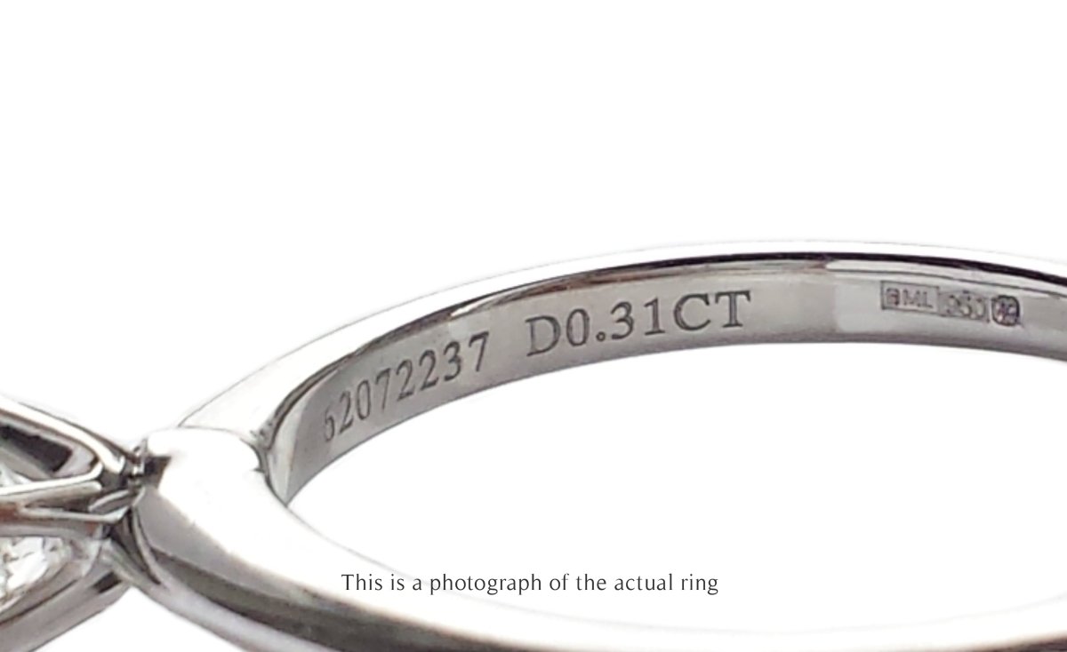 Tiffany & Co 0.31ct H/VS1 Round Brilliant Diamond Engagement Ring - Bloomsbury Manor Ltd