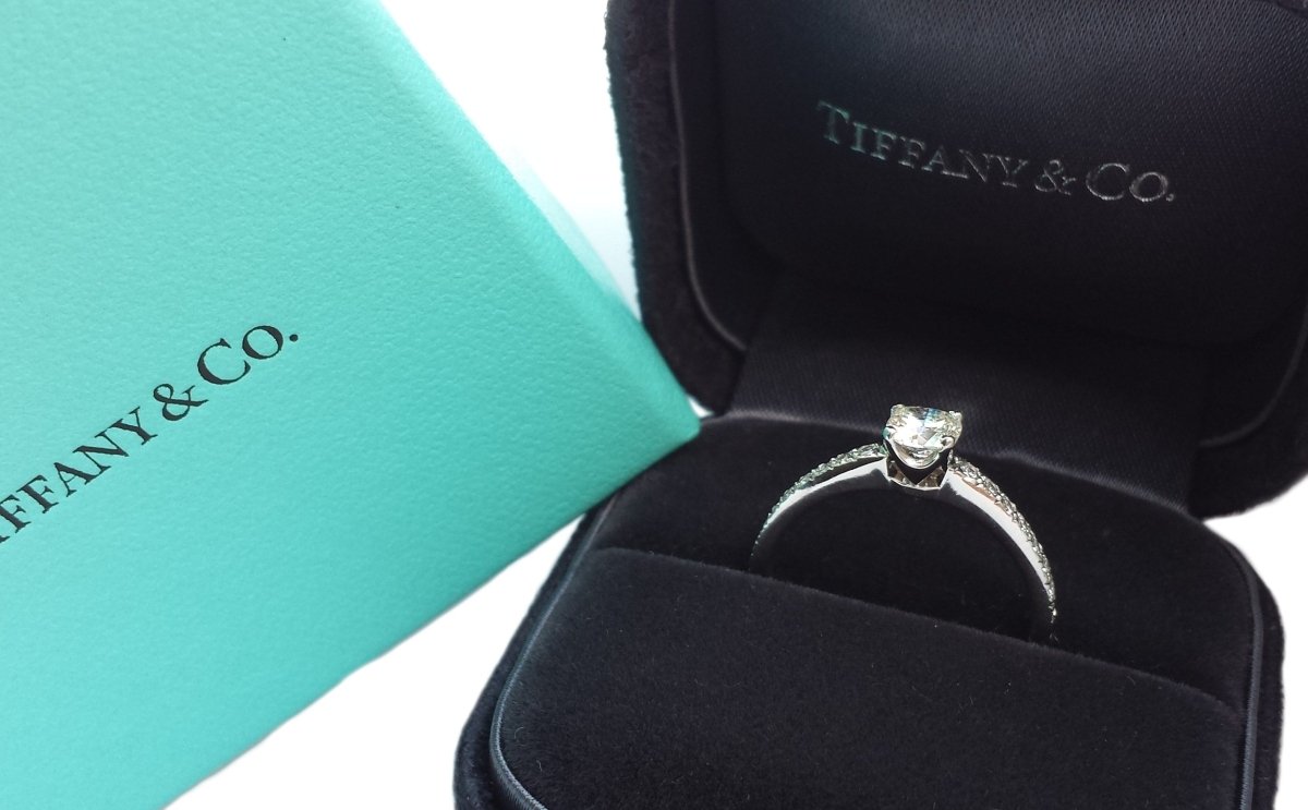 Tiffany & Co. 0.56tcw I/VVS2 Novo Diamond Engagement Ring - Bloomsbury Manor Ltd