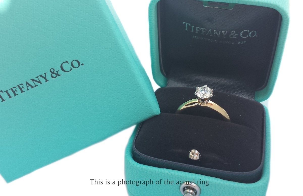 Tiffany & Co 0.63ct E/VVS2 Round Brilliant Diamond Engagement Ring - in Tiffany blue box