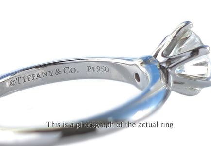 Tiffany & Co 1.01ct I/VS1 Round Brilliant Cut Diamond Engagement Ring - Bloomsbury Manor Ltd