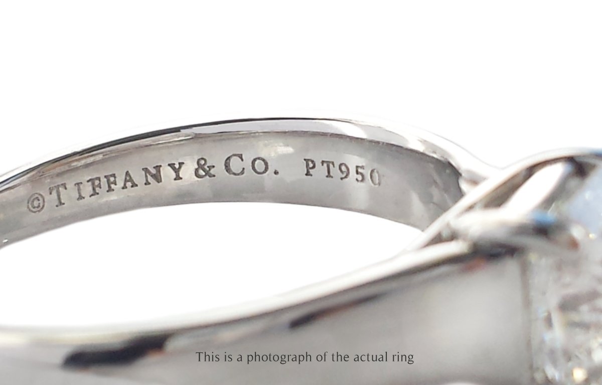 Tiffany & Co 1.14ct E/VS1 Lucida Diamond Engagement Ring - Bloomsbury Manor Ltd